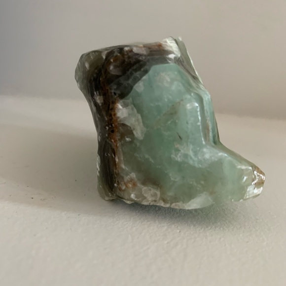 Raw Green Calcite - Picture 5 of 5